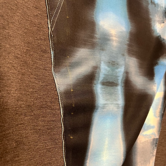 T Tahari Blue and Gray Tie Dye Midi Dress 6 - Picture 10 of 11